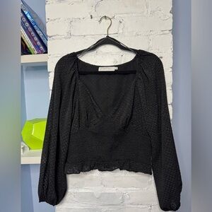 ASTR The Label Long Sleeve Burnout Swiss Dot Smocked Top Size Medium‎